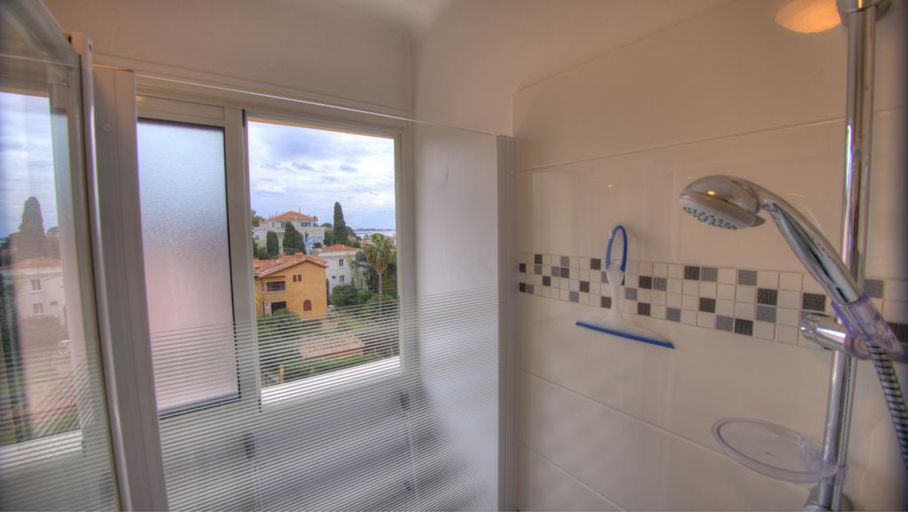 Beau 2 Pieces 3 Etoiles Vue Mer Garage Prive 150M Plages Wifi Cannes Oda fotoğraf